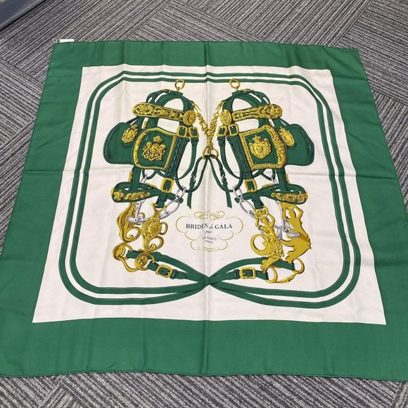 Hermes Accessories - HERMÈS Scarf Brides de Gala Silk H Grygkar Racing Green Gold